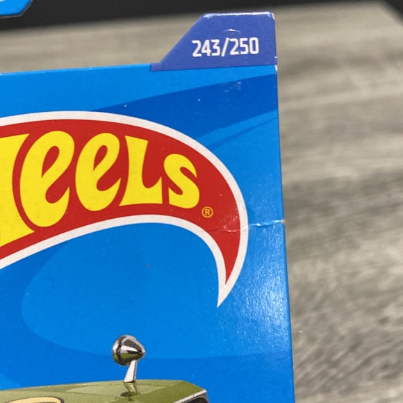 Hot Wheels | Nightburnerz #8/10: Mazda RX-3 (GReddy) - 1:64 Scale Die Cast - Picture 9 of 10